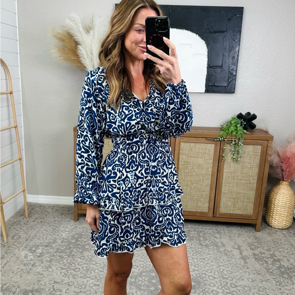 Printed tie-neck long sleeve Dress